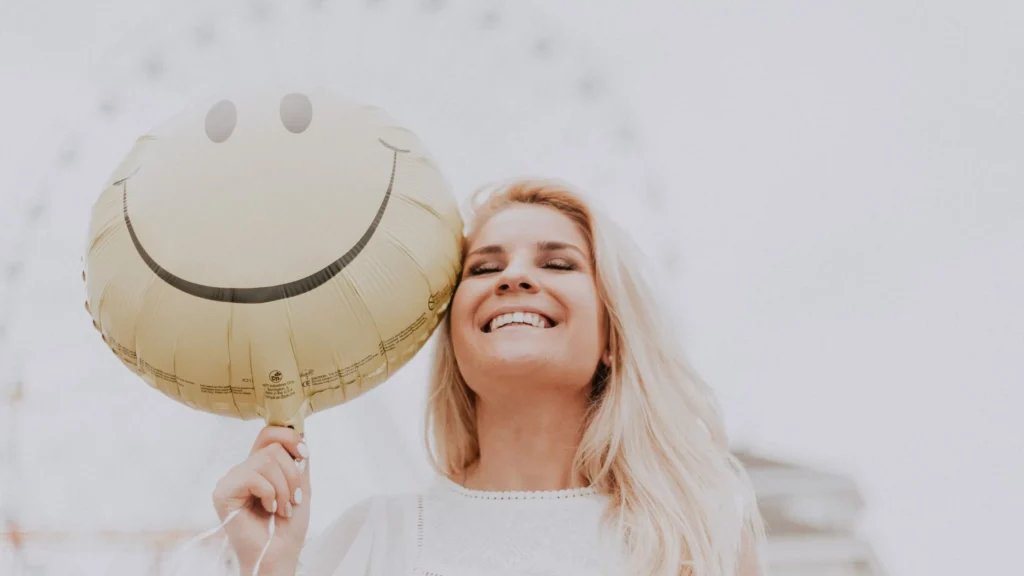The Science Of Happiness: What Exactly Boosts Your Mood In 2 Minutes? 2 The Science of Happiness